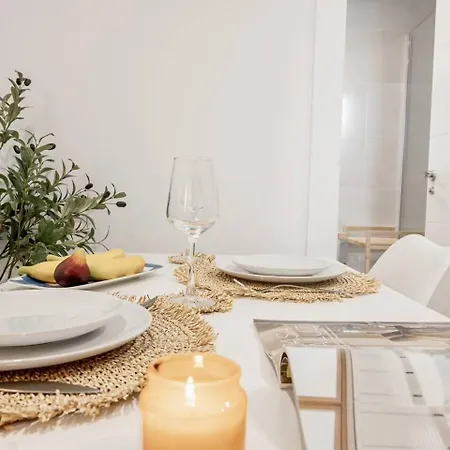 Daire Modern Loft Near Roig Arena Valensiya